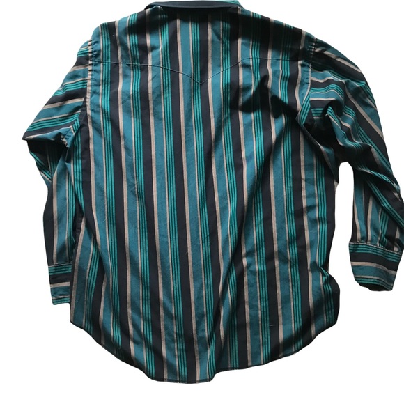 Vintage Wrangler cowboy button down - Picture 2 of 4